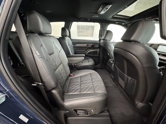 new 2025 Kia Telluride car, priced at $47,800