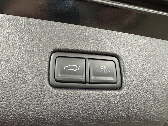 new 2025 Kia Carnival Hybrid car, priced at $50,942