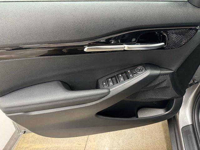 new 2025 Kia Seltos car, priced at $30,070