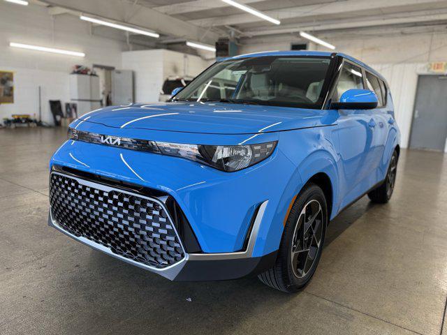 new 2025 Kia Soul car, priced at $24,876