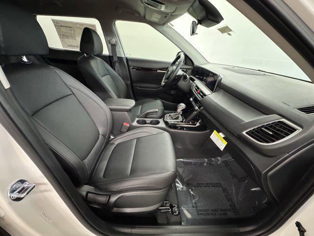 new 2025 Kia Seltos car, priced at $27,420