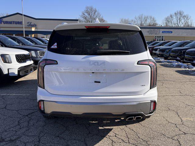 new 2025 Kia Telluride car, priced at $46,028