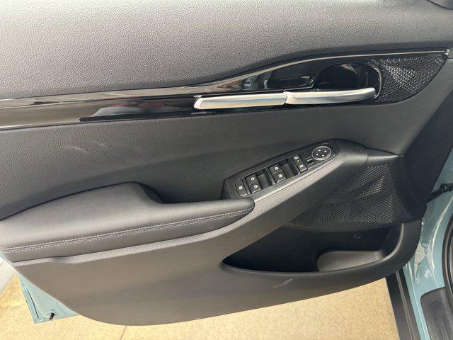 new 2025 Kia Seltos car, priced at $26,355