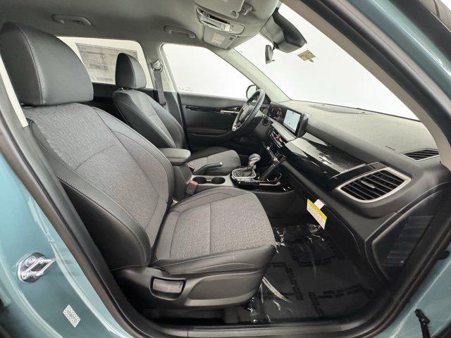 new 2025 Kia Seltos car, priced at $26,355