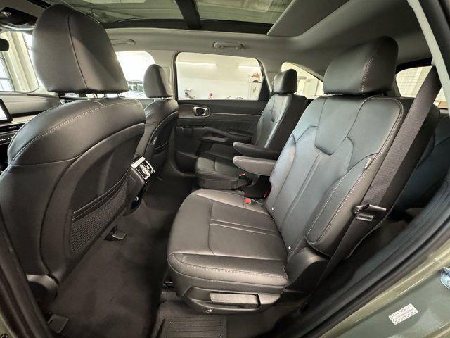 new 2025 Kia Sorento car, priced at $43,038