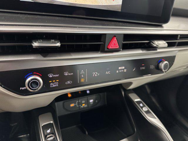 new 2025 Kia Sorento car, priced at $38,765