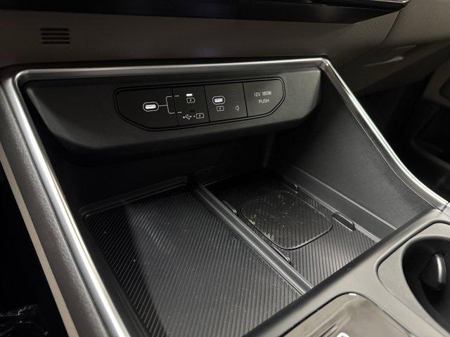 new 2025 Kia Carnival Hybrid car, priced at $44,321