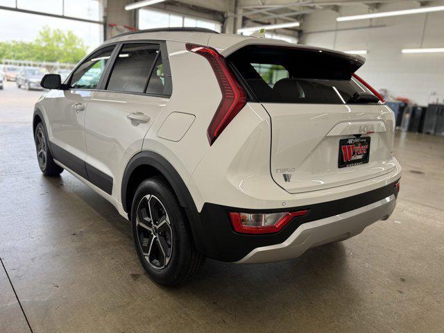 new 2025 Kia Niro car, priced at $30,802