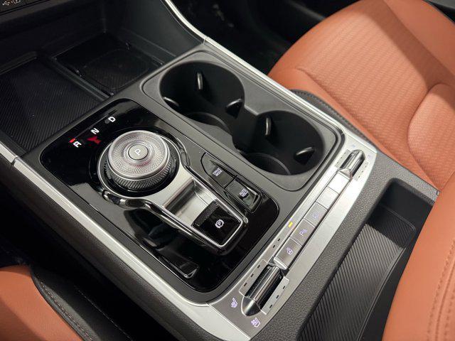 new 2026 Kia Carnival Hybrid car, priced at $53,626