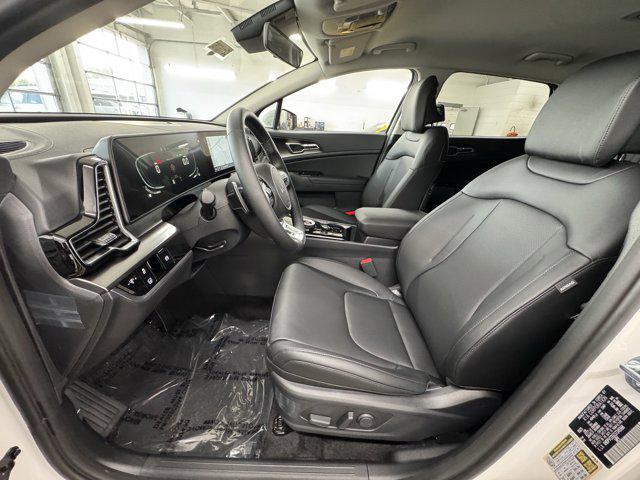 new 2025 Kia Sportage Hybrid car, priced at $33,079