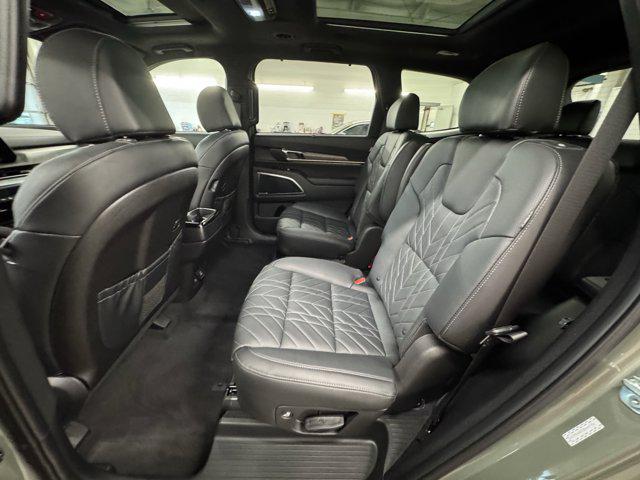 new 2025 Kia Telluride car, priced at $53,658