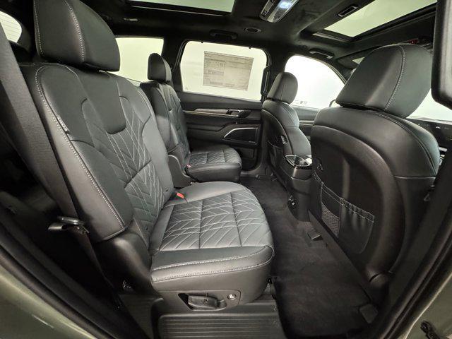 new 2025 Kia Telluride car, priced at $53,658