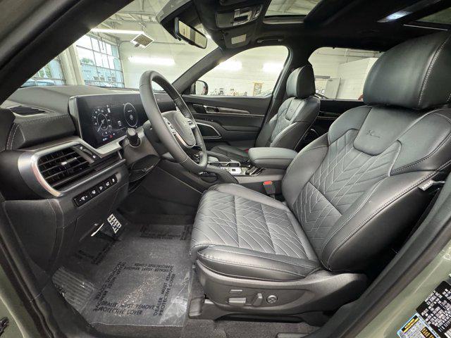 new 2025 Kia Telluride car, priced at $53,658