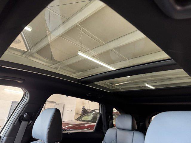 new 2025 Kia Sorento Hybrid car, priced at $43,919