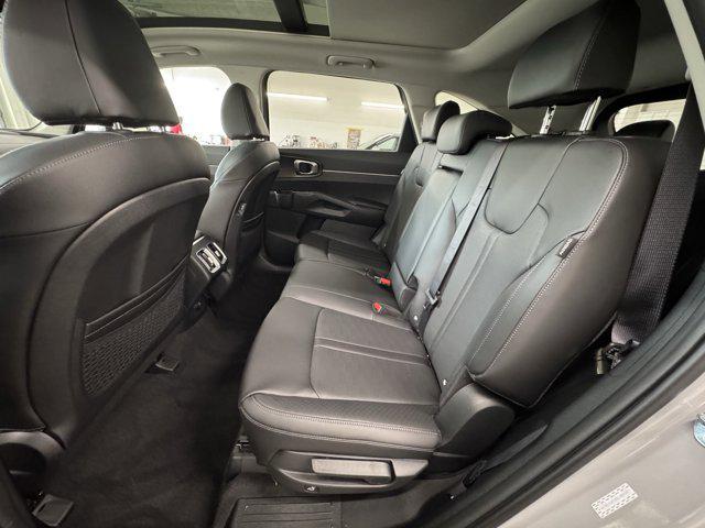 new 2025 Kia Sorento car, priced at $37,338