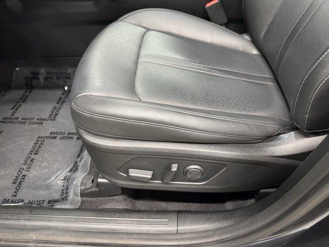 used 2022 Kia Sorento car, priced at $31,268