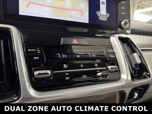 used 2023 Kia Sorento car, priced at $30,370