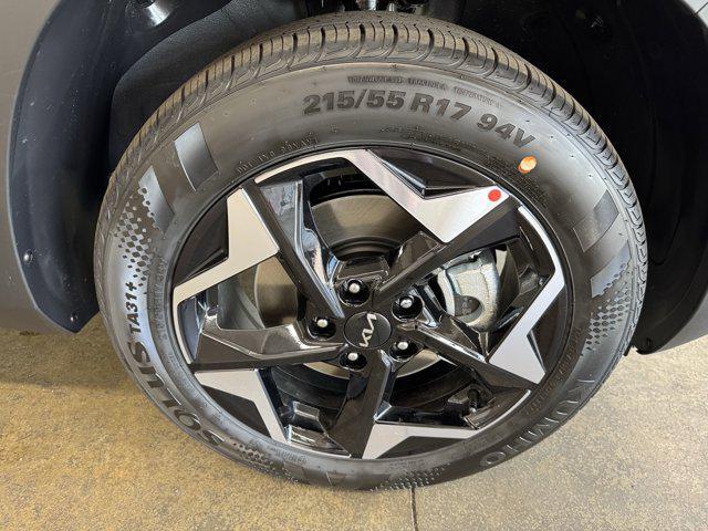 new 2025 Kia Seltos car, priced at $26,861