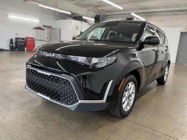 new 2025 Kia Soul car, priced at $24,559