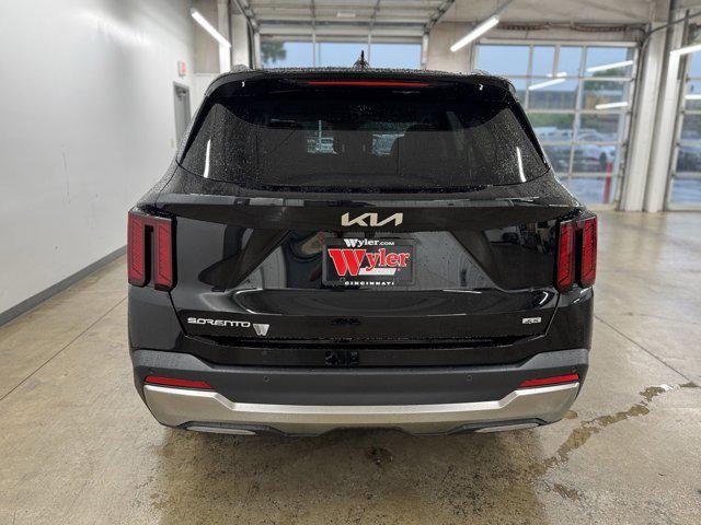 new 2025 Kia Sorento car, priced at $35,062