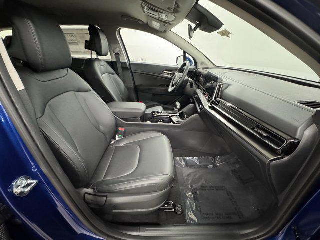 new 2025 Kia Sportage car, priced at $29,818