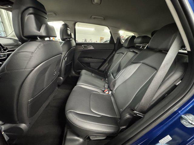 new 2025 Kia Sportage car, priced at $29,818