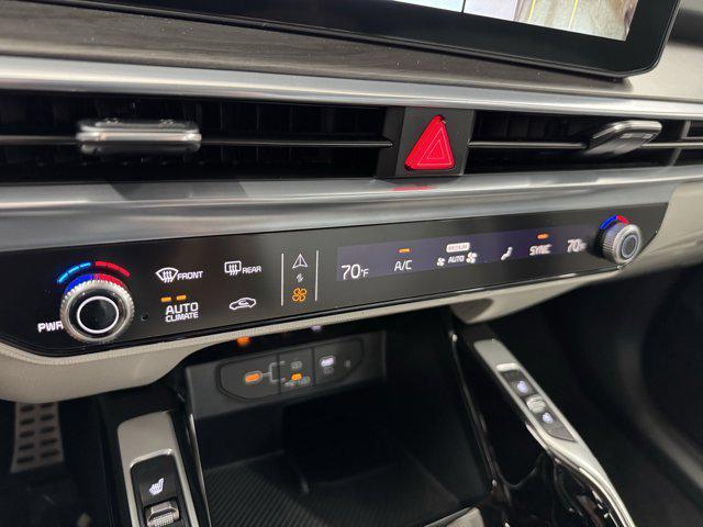 new 2025 Kia Sorento car, priced at $44,492