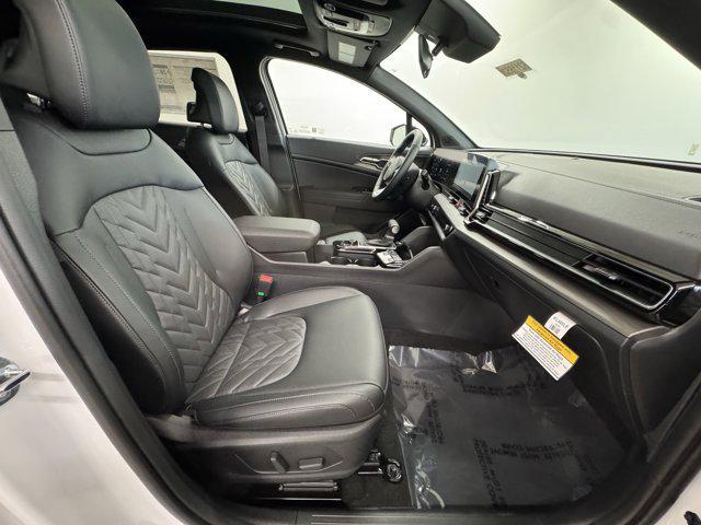 new 2025 Kia Sportage car, priced at $38,670