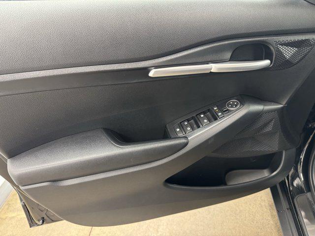 new 2025 Kia Seltos car, priced at $25,588