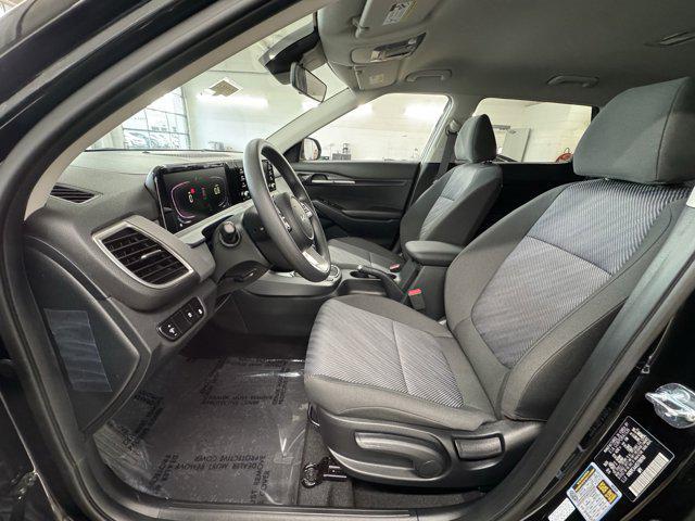 new 2025 Kia Seltos car, priced at $25,588