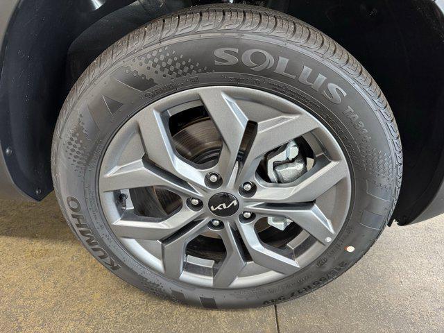 new 2025 Kia Seltos car, priced at $25,588