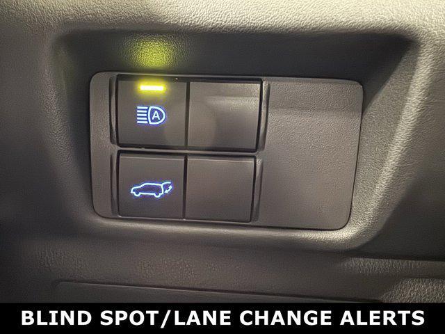 used 2022 Toyota Highlander car, priced at $29,347