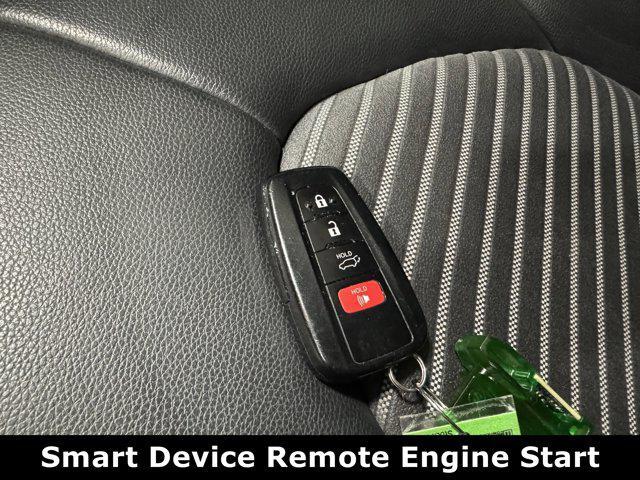 used 2022 Toyota Highlander car, priced at $29,347