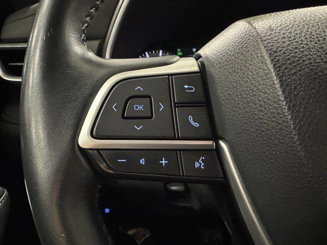 used 2022 Toyota Highlander car, priced at $29,347