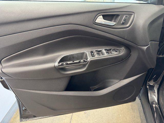 used 2013 Ford Escape car, priced at $8,552