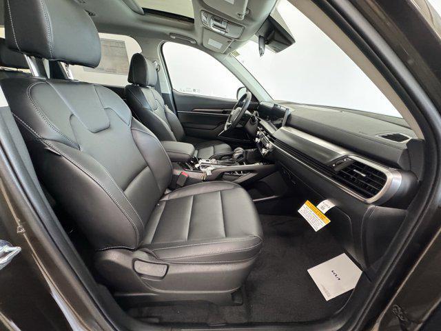 new 2025 Kia Telluride car, priced at $41,338