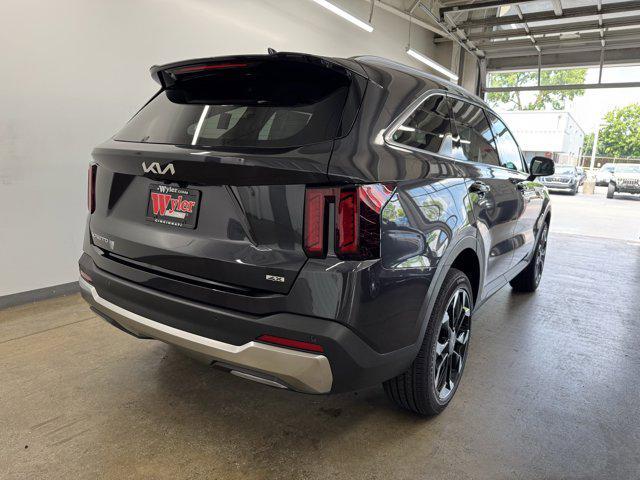 new 2025 Kia Sorento car, priced at $38,344