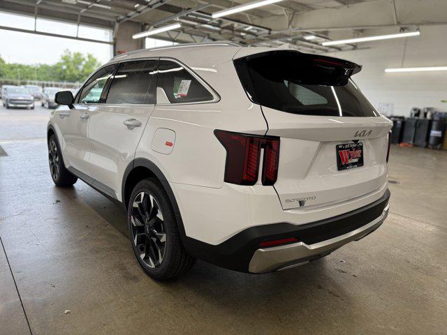 new 2025 Kia Sorento car, priced at $41,111