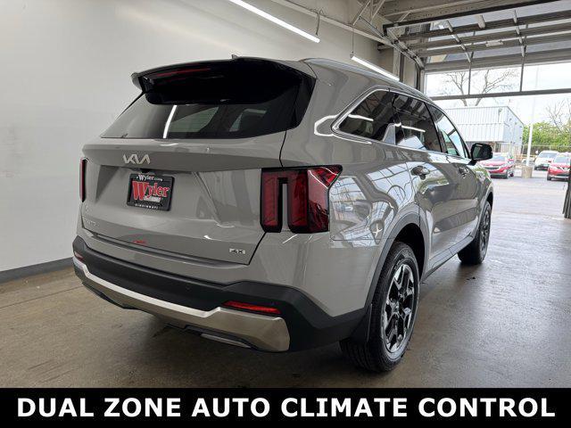 new 2025 Kia Sorento car, priced at $39,838