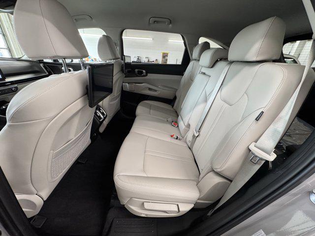 new 2025 Kia Sorento car, priced at $39,838