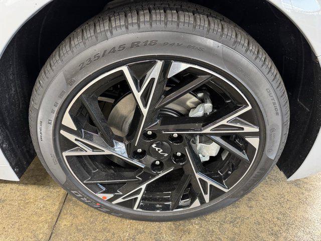 new 2025 Kia K5 car, priced at $32,742