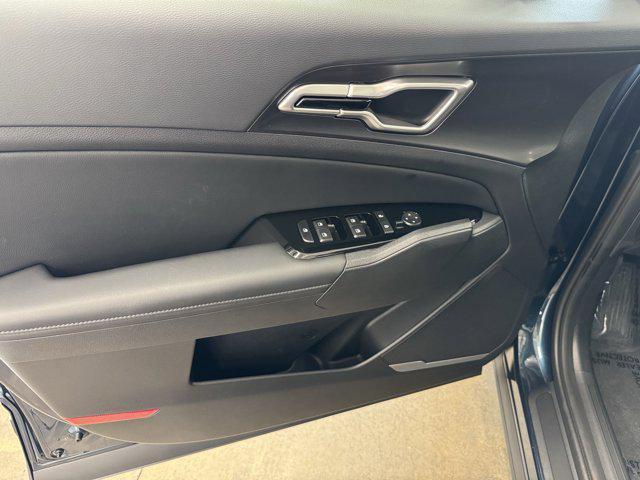 new 2025 Kia Sportage Hybrid car, priced at $34,148