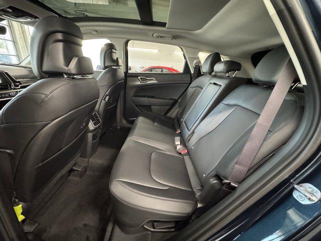 new 2025 Kia Sportage Hybrid car, priced at $34,148