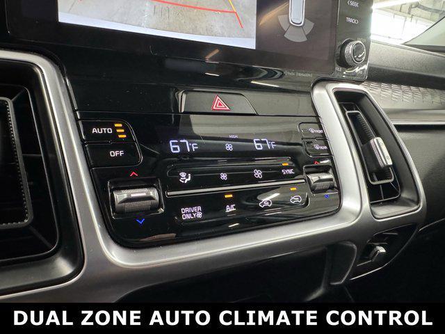 used 2023 Kia Sorento Hybrid car, priced at $29,189