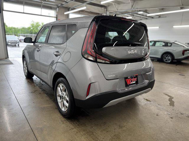 new 2025 Kia Soul car, priced at $22,678