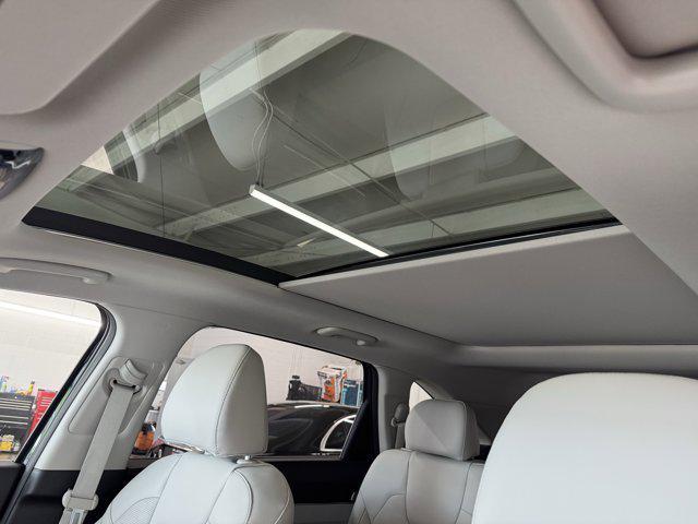 new 2025 Kia Sorento car, priced at $37,788