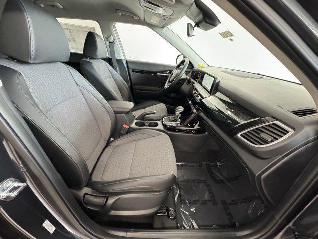 new 2025 Kia Seltos car, priced at $26,861