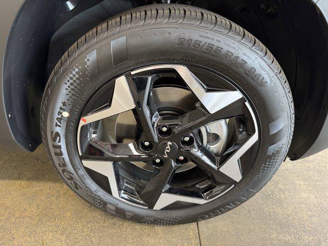new 2025 Kia Seltos car, priced at $26,861