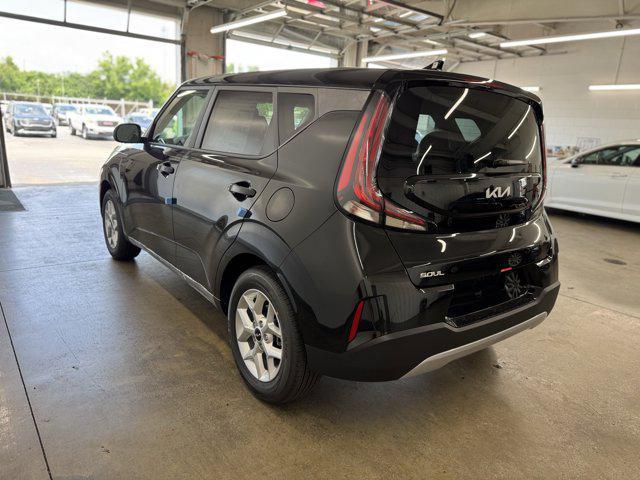 new 2025 Kia Soul car, priced at $22,752