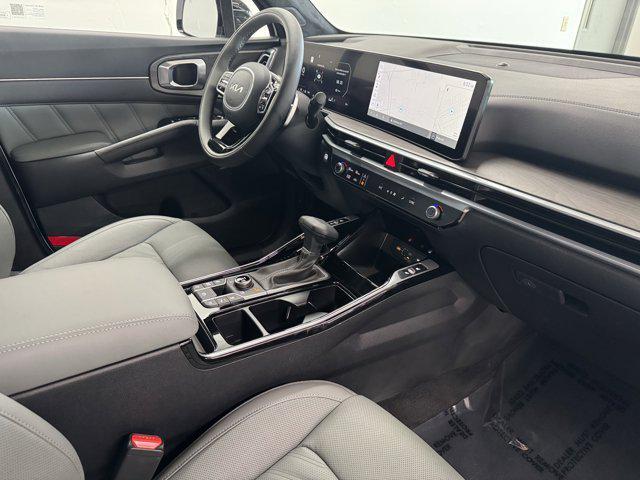 new 2025 Kia Sorento car, priced at $45,627